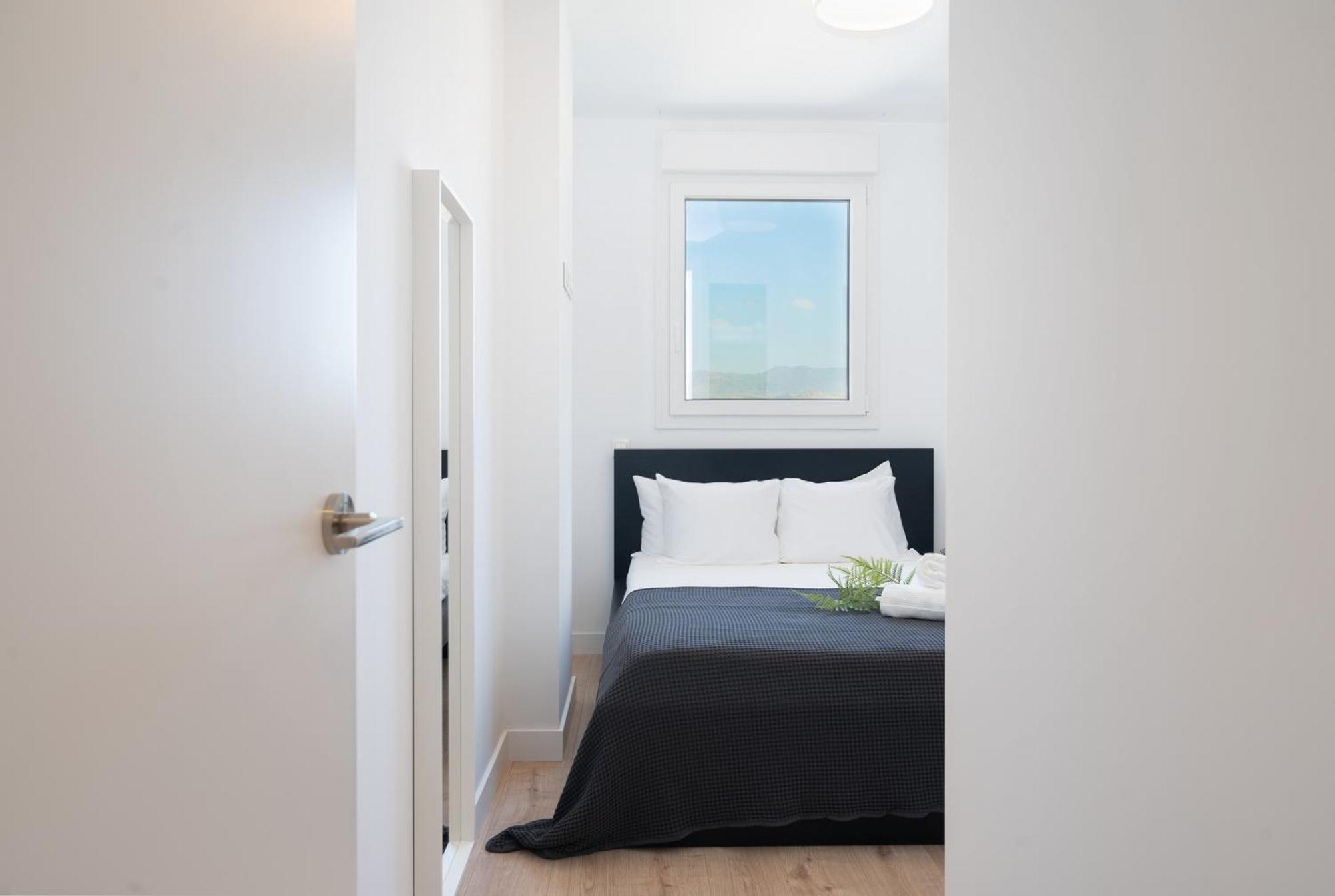 Xpce Urban 3 Malaga Skyline - Parking Free Apartment Bagian luar foto