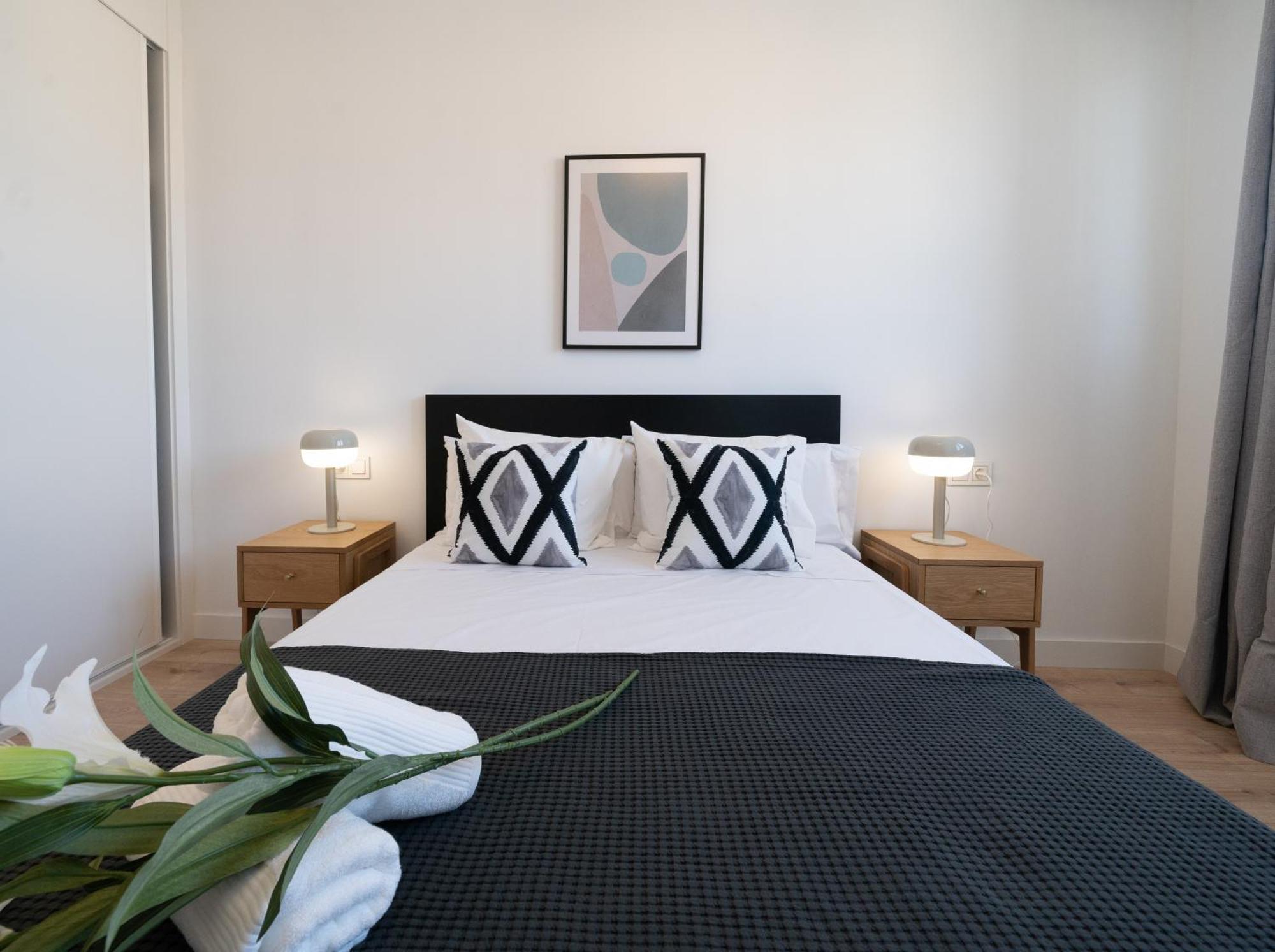 Xpce Urban 3 Malaga Skyline - Parking Free Apartment Bagian luar foto